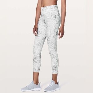 Lululemon Train Times 7/8 Pant *25" 6